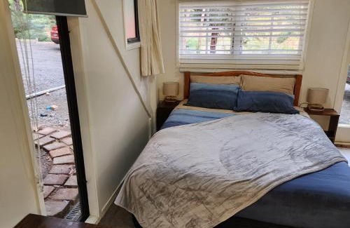 Thames House | Thames River Valley Studio Retreat 3