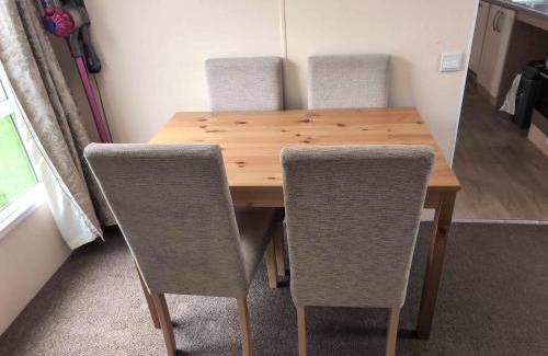 Isle of Grain Apartment | Thames view at Kent Coast Holiday Park