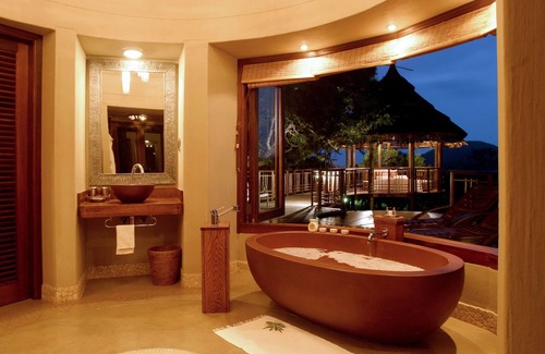 Hluhluwe Cabin | Thanda Safari