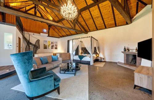 Terlano Apartment | Thanhammer Apt Quarz