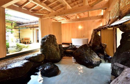 Takayama Hotel | The,おこもりの宿 夢流し