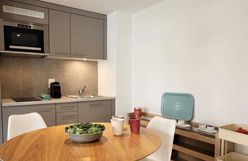 Paudex Apartment | The 109 - Stunning new studios by the lake, close to city center of Lausanne