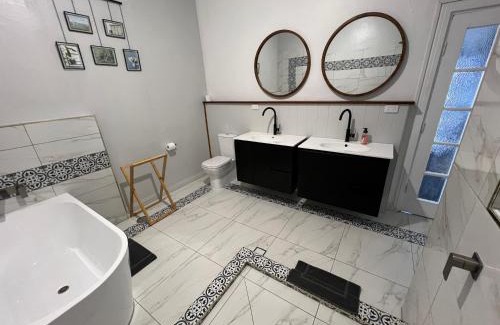 Renmark House | The 155 Ral Ral Avenue Stay