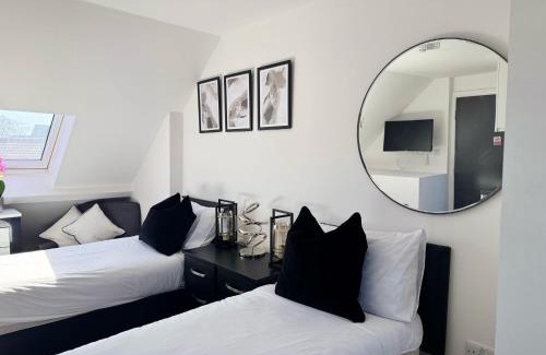 Lower Edmonton Bed & Breakfast | The 37 Suites