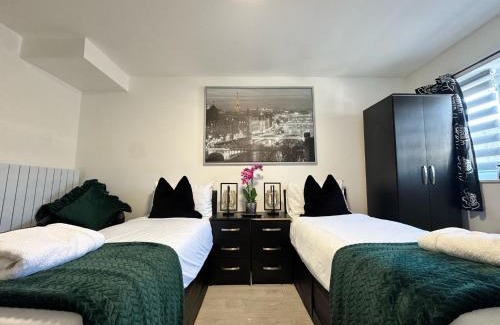 Lower Edmonton Bed & Breakfast | The 37 Suites