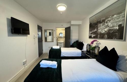 Lower Edmonton Bed & Breakfast | The 37 Suites