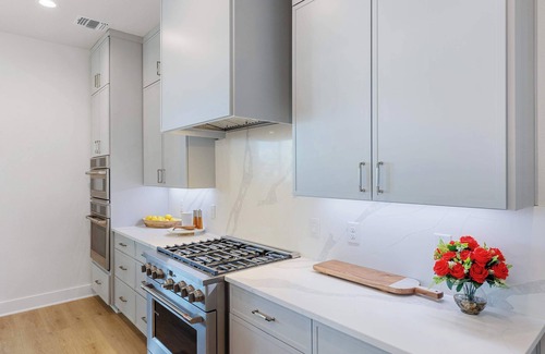 Kingsland House | The 563 Villa | Concierge Services