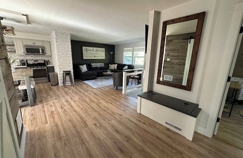Grand Marais House | The 8's, farmhouse chic 4-bedroom w/garage access in Grand Marais, pet friendly