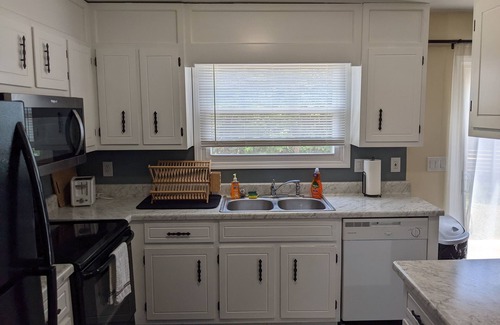 Huntsville House | The 80's Called.and there's nothin' wrong with that!