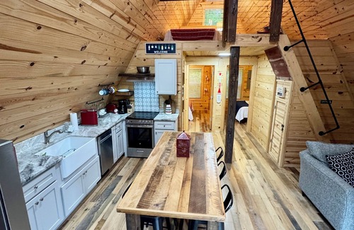 Clarkson Cabin | The A-Frame at The Lake-Mammoth Cave-Ferry-Cabin