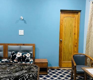 Srinagar House | The Aastana