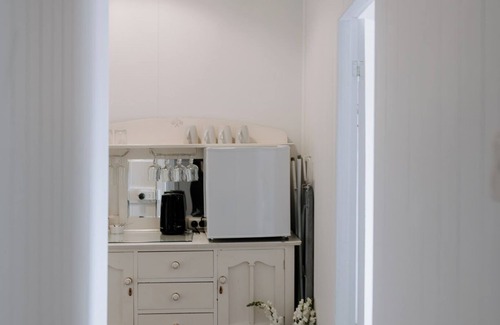 Warwick Hotel | The Abbey