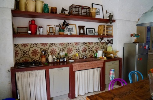 Spongano House | The abode of Flora