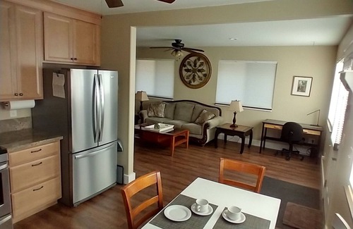 Placerville Cottage | The Acorn Cottage | Rural Setting | Fast Internet!