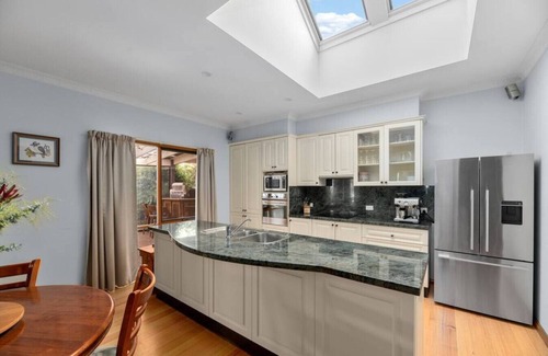 Melbourne House | The Acreage in the Yarra Valley