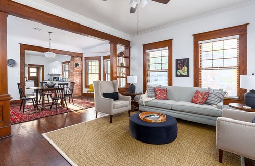 Georgetown House | The Adeline House of Georgetown