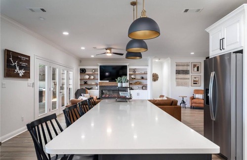 Mid America House | The Adventure House