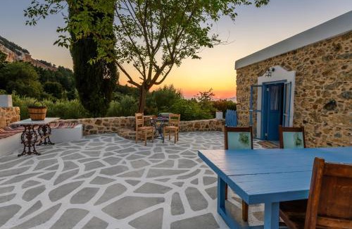 Zia Villa | The Aegean blue country house Old Milos