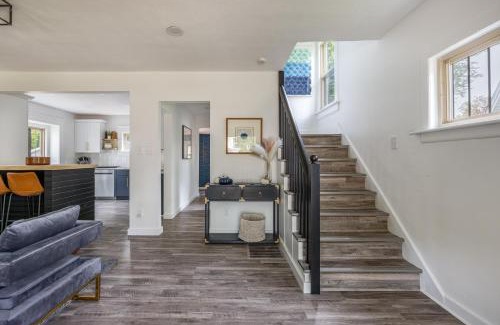 Highland Square House | The Akron Retreat: Modern 3-Bedroom Oasis