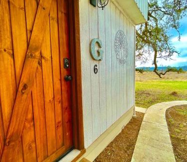 Dripping Springs Hotel | The Alexander at Creek Road