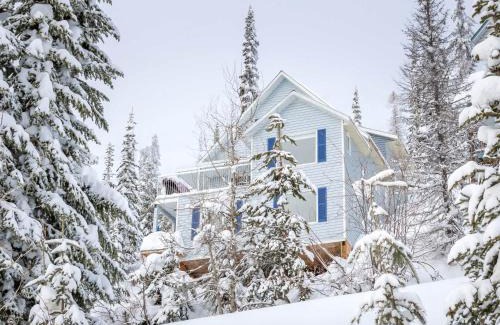 Silver Star Mountain House | The Alpine I No Service Fee's I Ski-in Ski-Out I