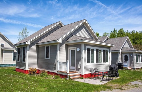 Cherry Valley House | The Amberwing - 28 Meadow View