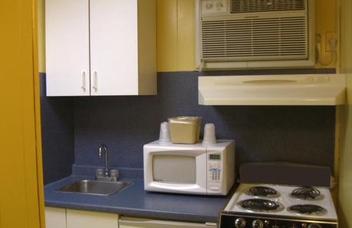 Point Pleasant Beach Hotel | The Amethyst Beach Motel