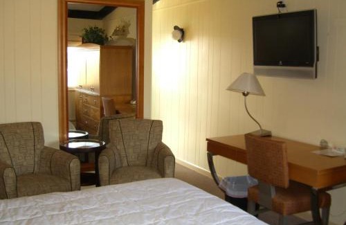 Point Pleasant Beach Hotel | The Amethyst Beach Motel