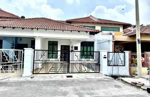 Bukit Rambai House | The Amore Homestay Klebang, Melaka