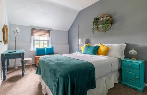 Mepal House | The Anchor