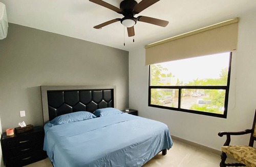S.M. 57 House | The Anchor House