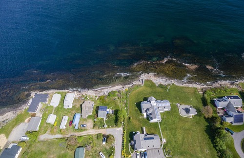 Mid-Coast and Islands Cottage | The Anchorage - Charming Bailey Isl cottage with beautiful views of Casco Bay