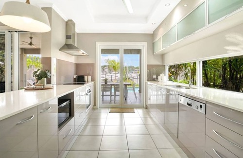 Trinity Park Villa | The Anchorage - Exclusive Waterfront Luxury | Private Pool | Marina Views