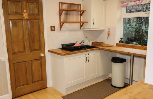 Poringland Cottage | The Annex at 60 Rectory Lane