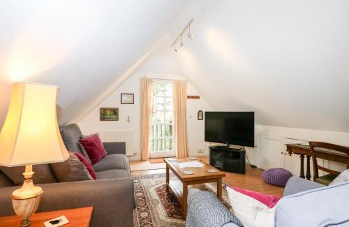 Winchester House | The Annexe Whitethorn Cottage
