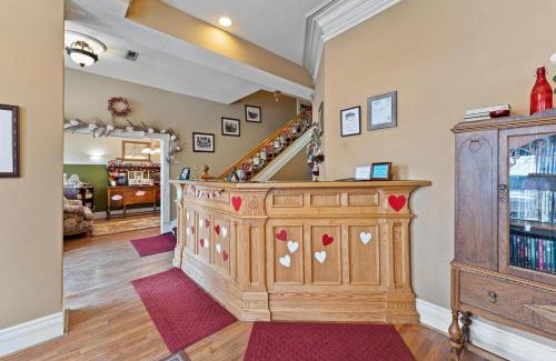 Logan Hotel | The Anniversary Inn - Logan