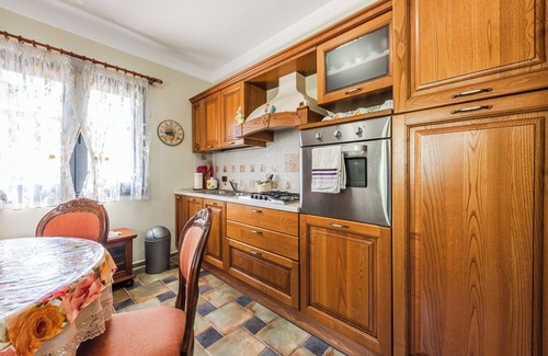 Golem Villa | The Antique Villa Seaside