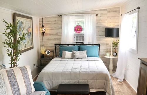 Killen Cottage | The Aquarius · Gorgeous luxury waterfront tiny home on the bluffs