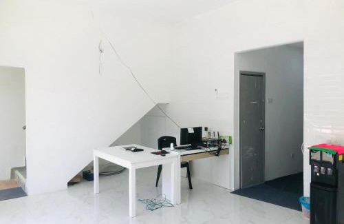 Pekan Nanas Hotel | The Ardens Hotel - Pekan Nenas, Pontian