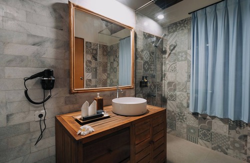 Sengkidu Hotel | The Ariras Resort