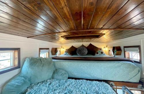 Virgin House | The Ark Tiny House near Zion National Park, Utah