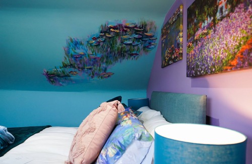 Dalbeattie Bed & Breakfast | The Art Bank