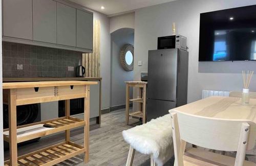 Galway City Centre House | “The Art House 6” Galway, Woodquay
