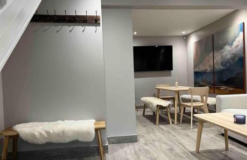Galway City Centre House | “The Art House 6” Galway, Woodquay