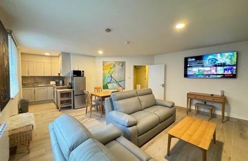 Galway City Centre Apartment | The Art House 7 Galway