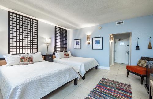 Ruskin Apartment | The Artful Nook