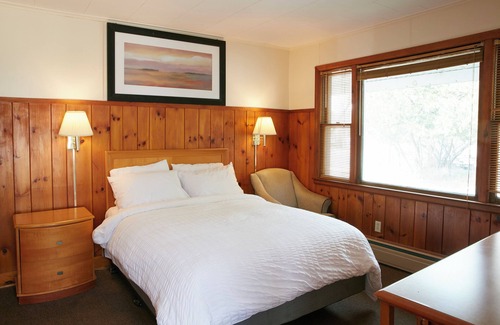 Saranac Lake Hotel | The Ashley