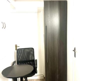 London Borough of Bromley Apartment | The Aspen Suite - Studio in Greater London
