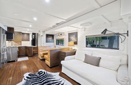 Austin Villa | The Aspen Unit