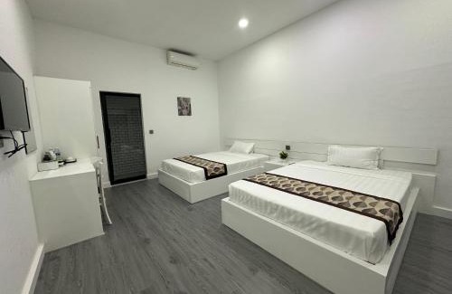 Sihanoukville City Centre Hotel | The Aura Residence